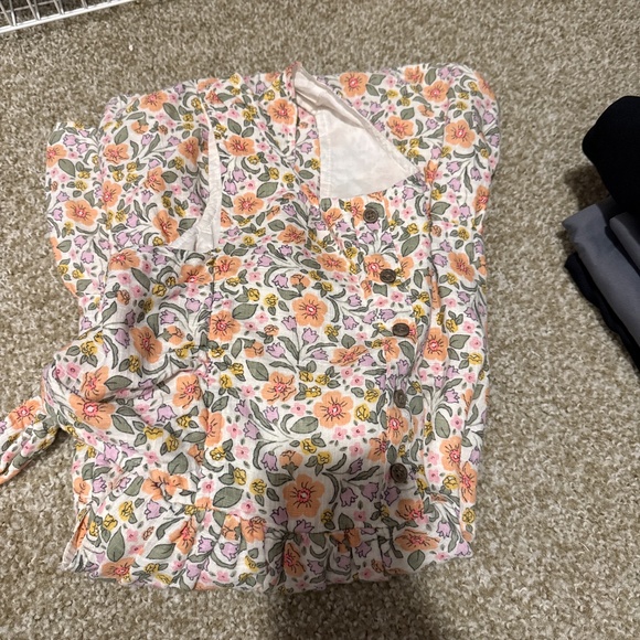 *BUNDLE* Girls L-XL over 30 Items - Picture 9 of 12